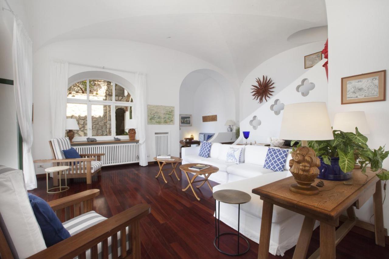 Amore Rentals -La Villa Positano Esterno foto
