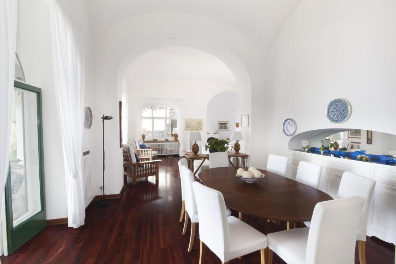 Amore Rentals -La Villa Positano Esterno foto