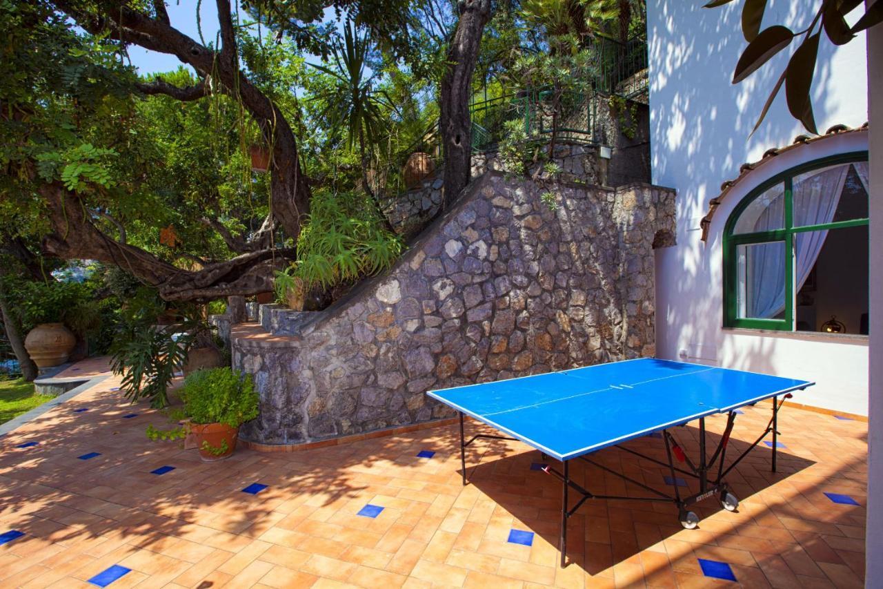 Amore Rentals -La Villa Positano Esterno foto