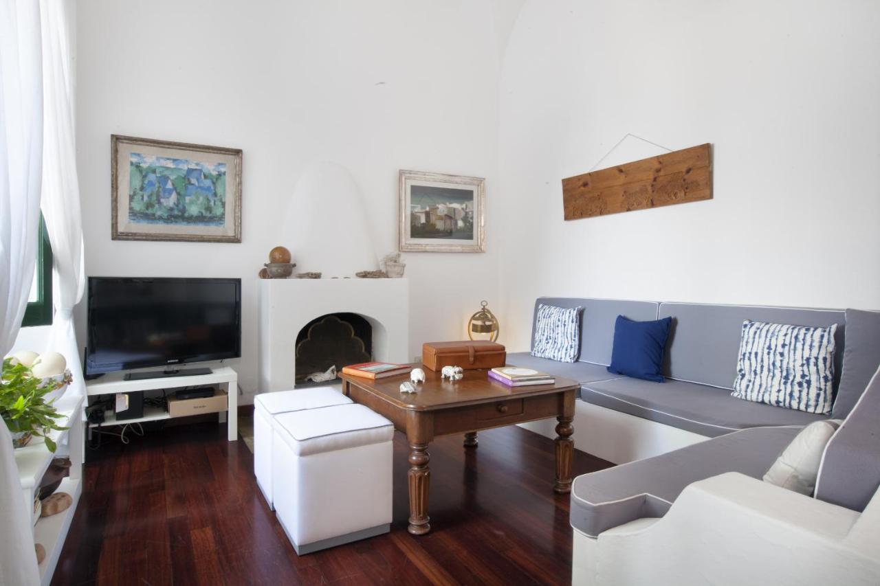 Amore Rentals -La Villa Positano Esterno foto
