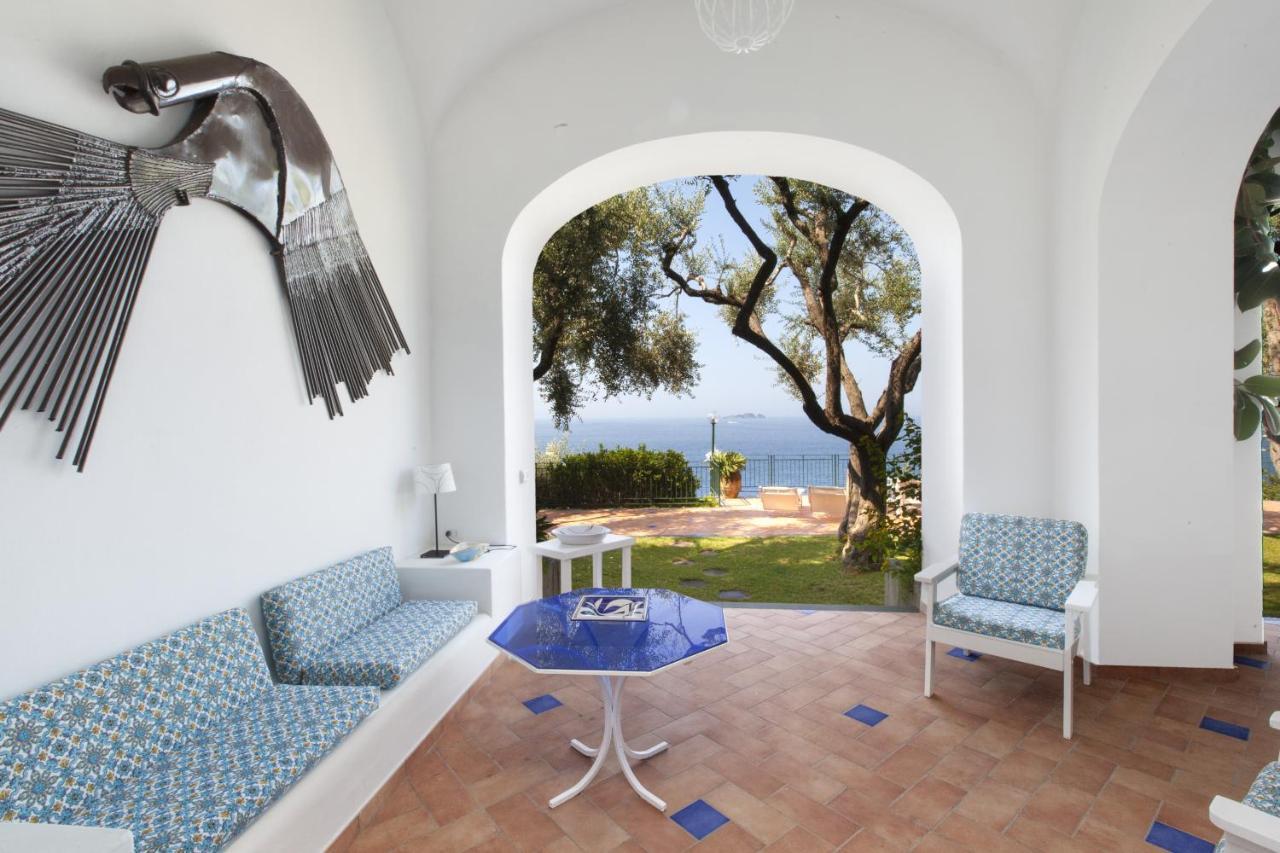 Amore Rentals -La Villa Positano Esterno foto
